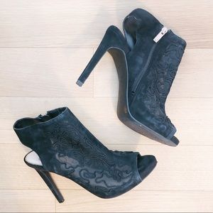 Jessica Simpson Nynette lace heels 🖤 size 7.5